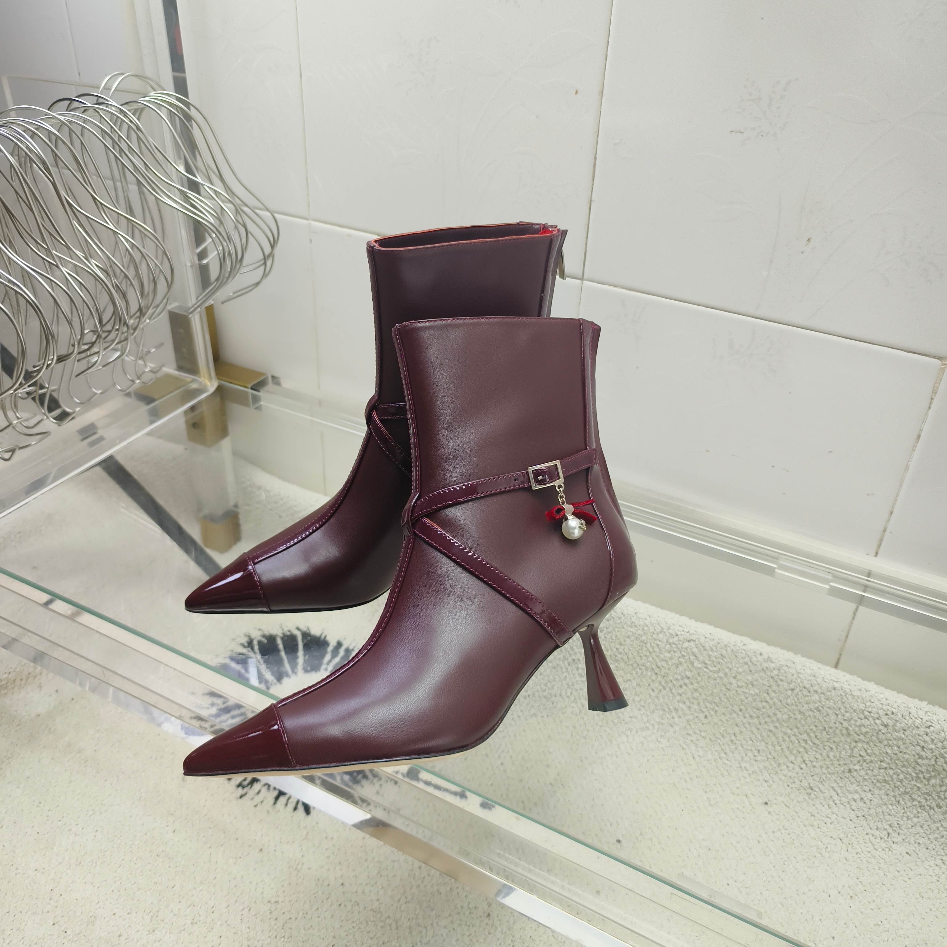 Women's high heels